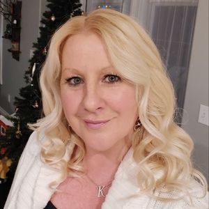 Meet your Posher, Krystle